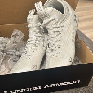 UA Spotlight Lux MC 2.0 under Armour football cleats 10